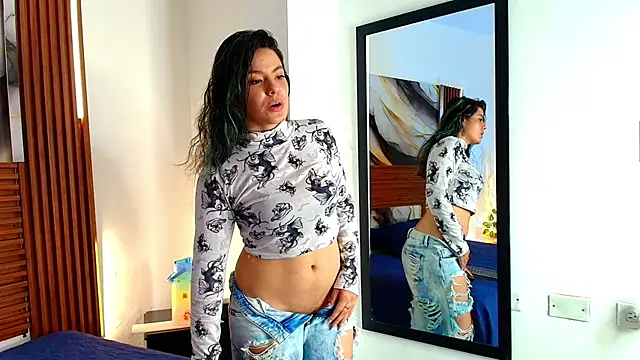 Evelin thompsson online show from November 25, 3:17 am