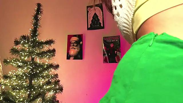 LoveSeekins online show from January 9, 6:10 pm