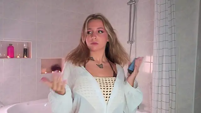 LoveSeekins online show from March 23, 7:29 pm