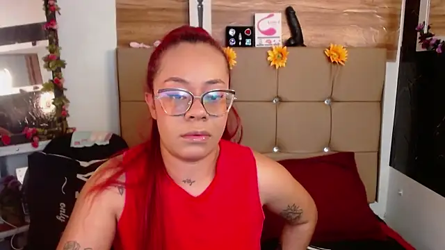 Snapshot of MIA__SPENCER chatting on October 17, 6:10 pm MIA SPENCER online show from October 17, 6:10 pm