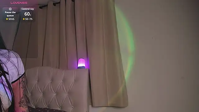 Mia sky 1 online show from September 15, 10:10 pm