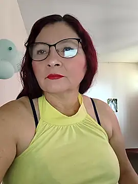 Snapshot of marfil_milf chatting on March 25, 2:12 pm marfil milf online show from March 25, 2:12 pm