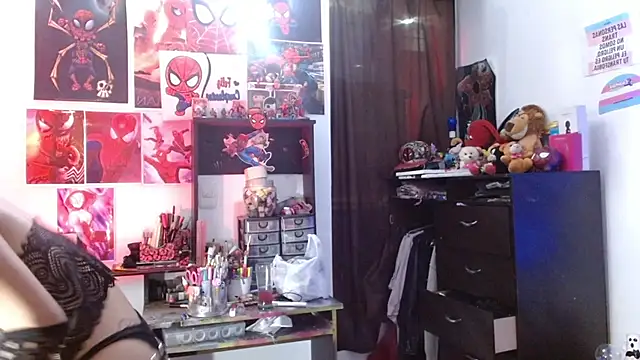 carolinerue online show from September 22, 2:02 am