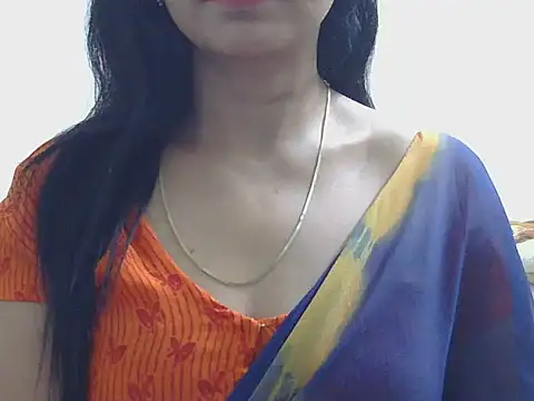 MISS SOMIYA online show from February 13, 8:05 pm