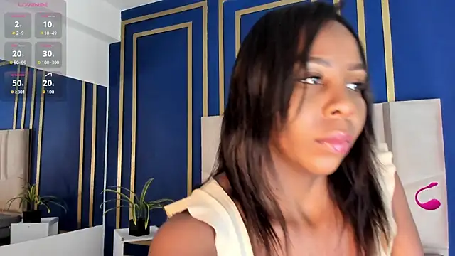 NalahCampbell online show from December 23, 3:59 am