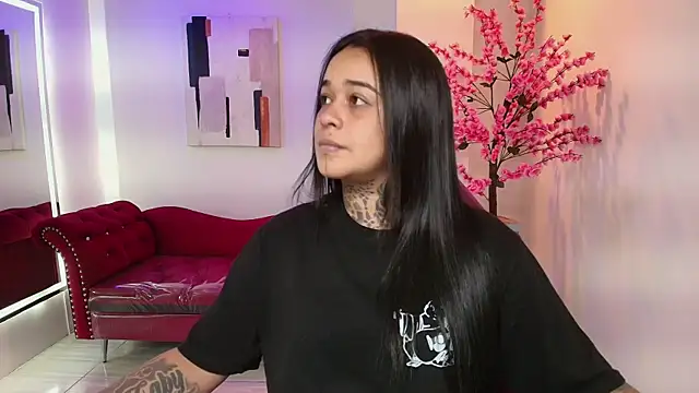 Black roseee online show from February 14, 3:47 am