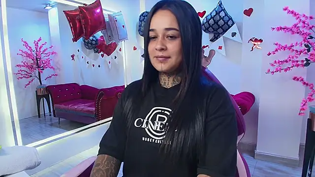 Black roseee online show from February 18, 3:24 am