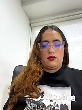 Snapshot of SussanMillerr_ chatting on September 27, 9:31 pm SussanMillerr  online show from September 27, 9:31 pm