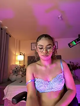 Snapshot of OxanaFedorova1- chatting on February 17, 5:08 pm OxanaFedorova1- online show from February 17, 5:08 pm