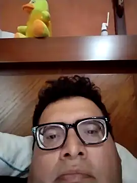 Santiagoqro85 online show from October 9, 5:33 pm