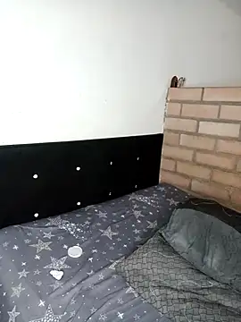 Isis Bladee online show from May 10, 1:05 pm