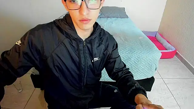 Snapshot of lustduo1 chatting on February 19, 12:50 am lustduo1 online show from February 19, 12:50 am