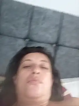 Snapshot of Brenda_London chatting on September 20, 5:19 am Brenda London online show from September 20, 5:19 am