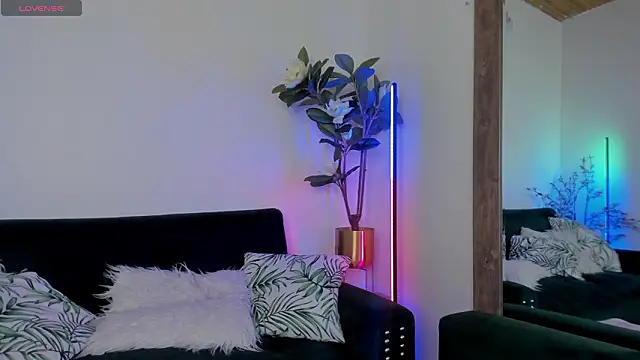 artemis nyx online show from February 27, 9:15 pm