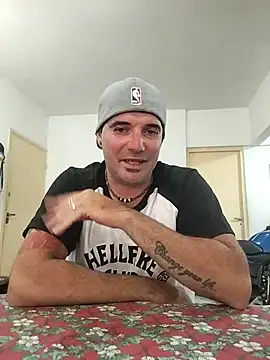 Snapshot of Nashlethal_p chatting on February 18, 7:21 pm Nashlethal p online show from February 18, 7:21 pm