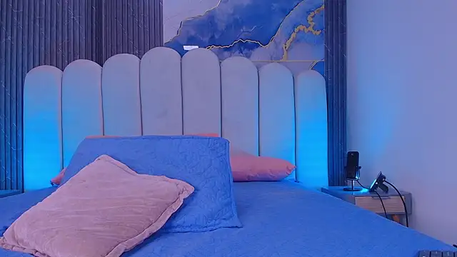 abbyrouss  online show from March 15, 3:12 am