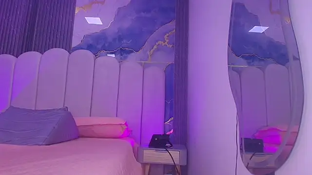 abbyrouss  online show from May 12, 3:03 am