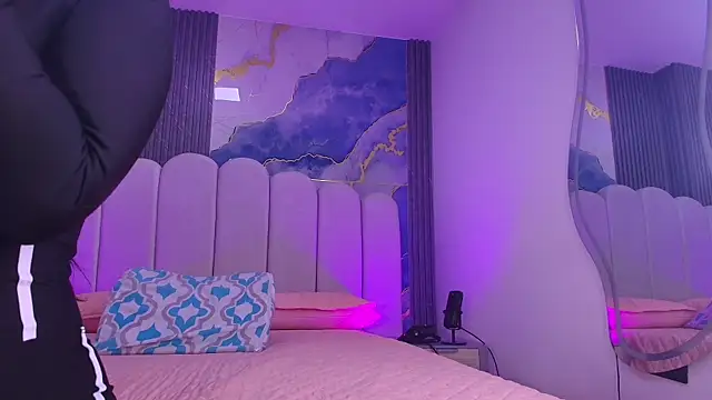 abbyrouss  online show from May 21, 3:13 am