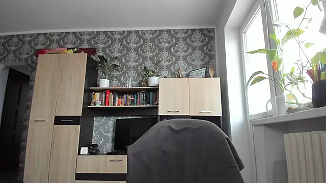 Snapshot of kellyxx34 chatting on February 5, 8:52 am kellyxx34 online show from February 5, 8:52 am