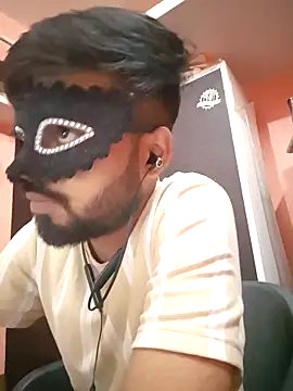 soniriyaa010101 online show from March 18, 10:51 am