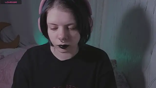 Alice Zev online show from May 14, 6:04 pm