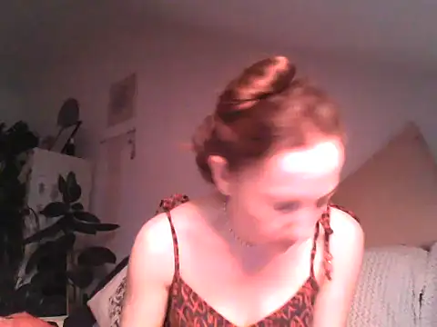 Snapshot of Valessya chatting on June 20, 7:38 pm Valessya online show from June 20, 7:38 pm
