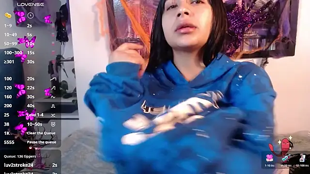 aurelyne gp online show from October 27, 11:58 am