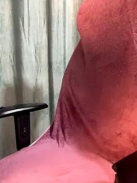 Snapshot of tanvi_001 chatting on October 15, 6:52 pm tanvi 001 online show from October 15, 6:52 pm