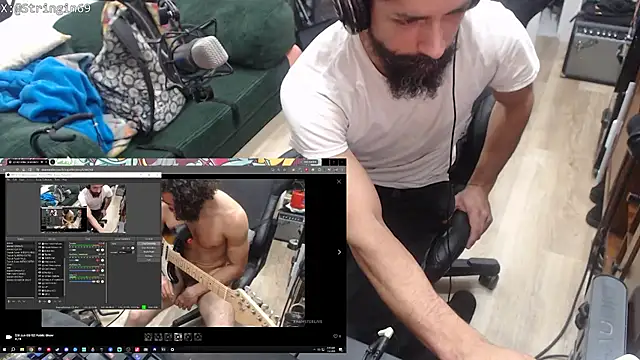 Snapshot of Stringin69 chatting on July 2, 6:52 am Stringin69 online show from July 2, 6:52 am