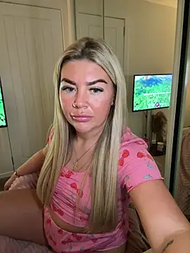 EmilyKingg online show from September 13, 10:20 pm