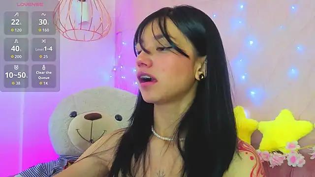 april bennett online show from May 7, 12:43 pm