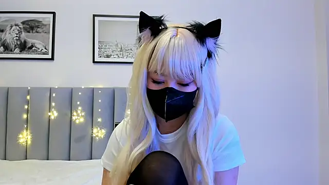 yanyaan online show from February 11, 8:03 pm