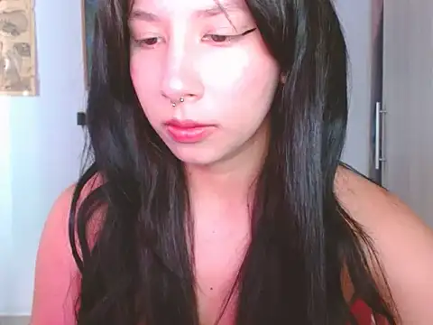 Snapshot of babyvavi chatting on June 10, 1:21 pm babyvavi online show from June 10, 1:21 pm