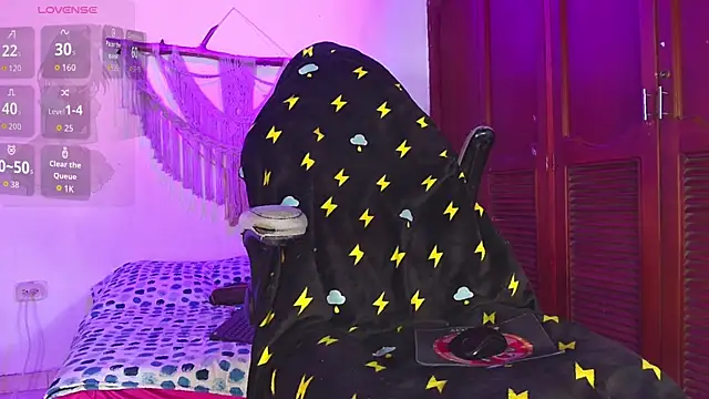 chloe tgn online show from September 21, 12:07 pm