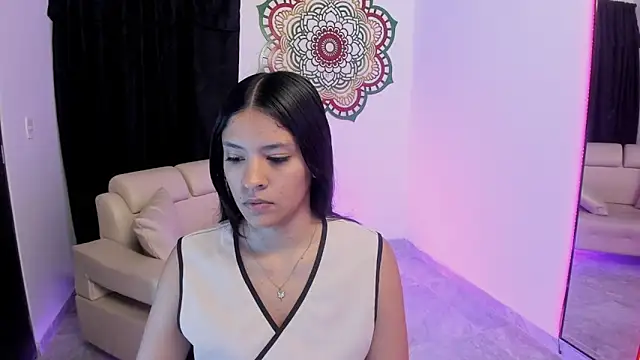 Snapshot of Candy_fox_19 chatting on March 14, 1:16 pm Candy fox 19 online show from March 14, 1:16 pm