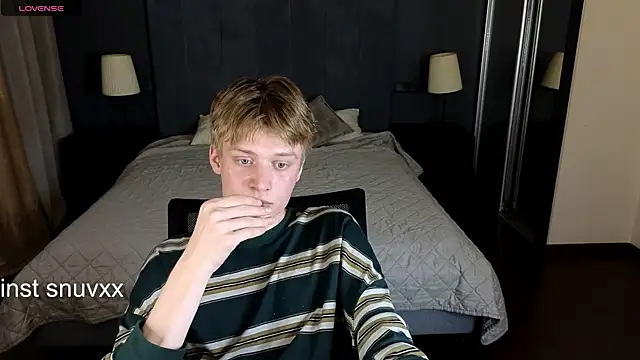 LouieEvans online show from September 21, 9:49 pm