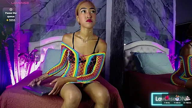 Alisha Ebonyy online show from October 27, 11:25 am