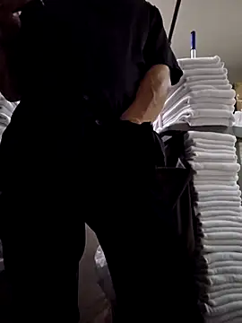 maxelbueno online show from September 20, 2:40 pm