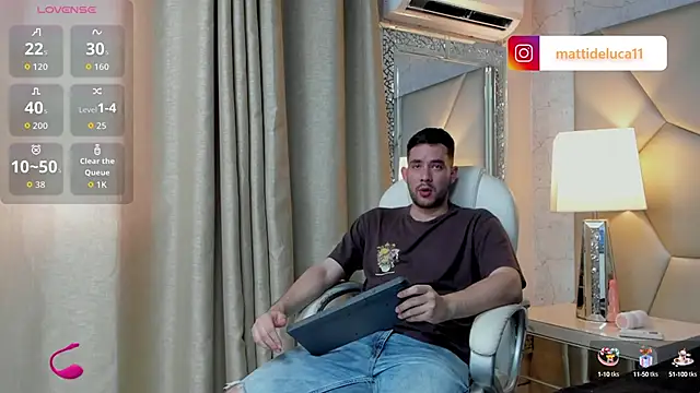 matti de lucaa online show from October 7, 5:32 pm