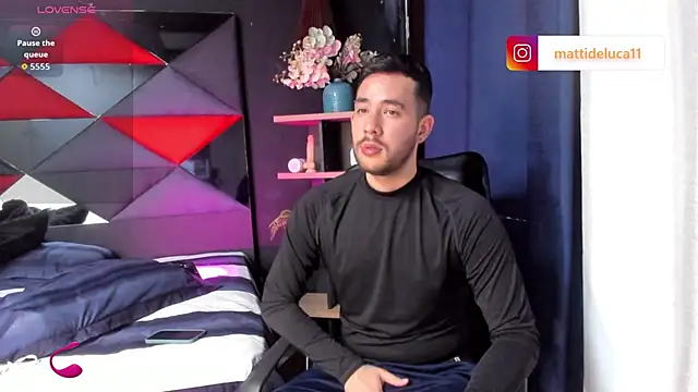 matti de lucaa online show from October 14, 5:47 pm