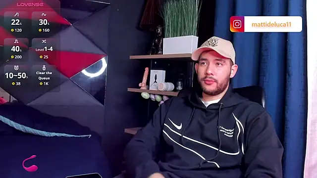 matti de lucaa online show from November 2, 4:31 pm