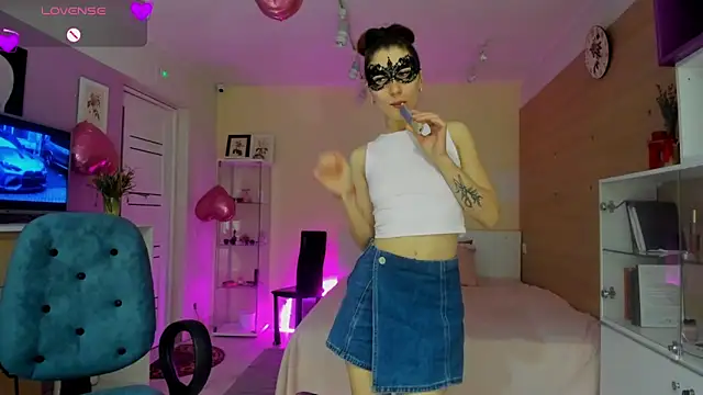 Snapshot of dark_summer chatting on March 18, 5:38 pm dark summer online show from March 18, 5:38 pm