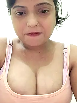 Snapshot of Hot-Pooja25 chatting on September 10, 6:30 pm Hot-Pooja25 online show from September 10, 6:30 pm