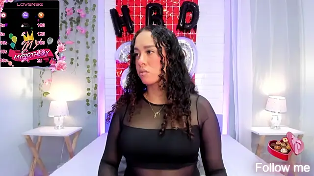 Snapshot of EverlyMooree chatting on September 21, 4:47 am EverlyMooree online show from September 21, 4:47 am