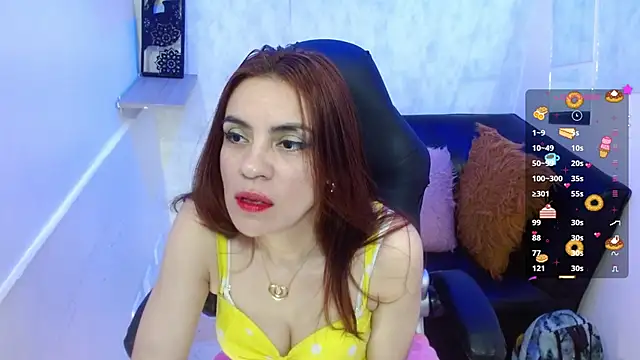 KendallWood  online show from September 25, 8:23 pm