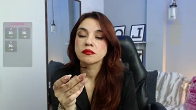 KendallWood  online show from February 9, 8:46 pm