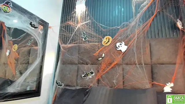 Sussy Vixen online show from November 4, 1:16 am