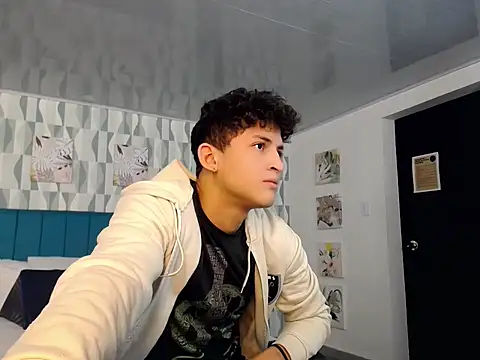 Axel savage online show from October 4, 12:14 pm