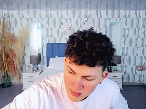 Axel savage online show from October 14, 12:06 pm