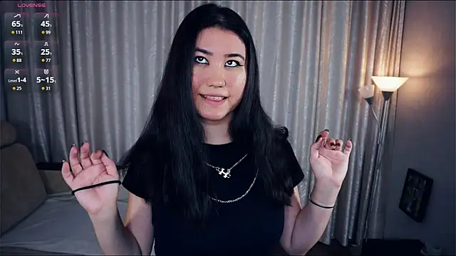 DebrahJungels online show from November 2, 9:44 am